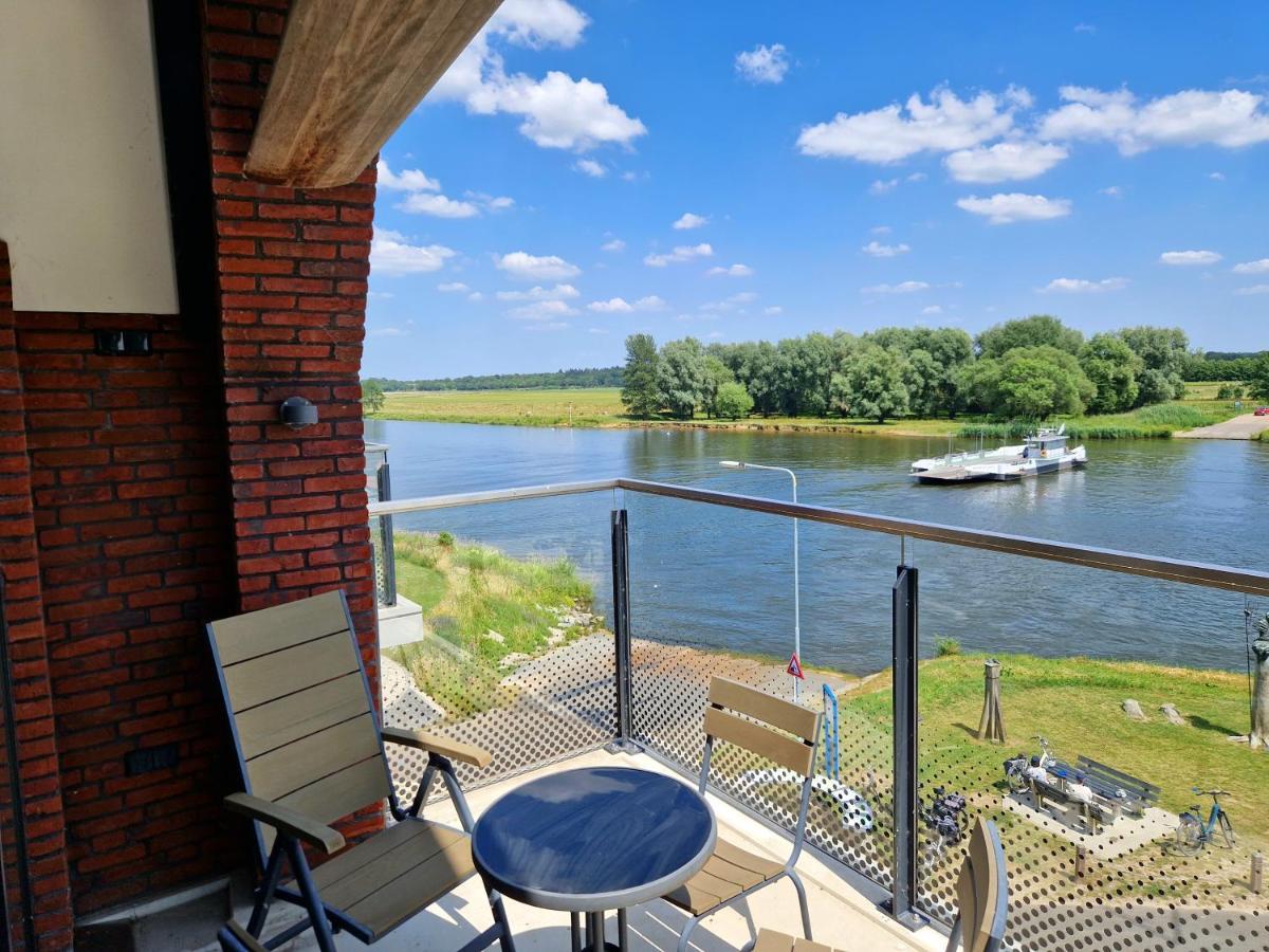 Het Maashotel Broekhuizen  Kültér fotó