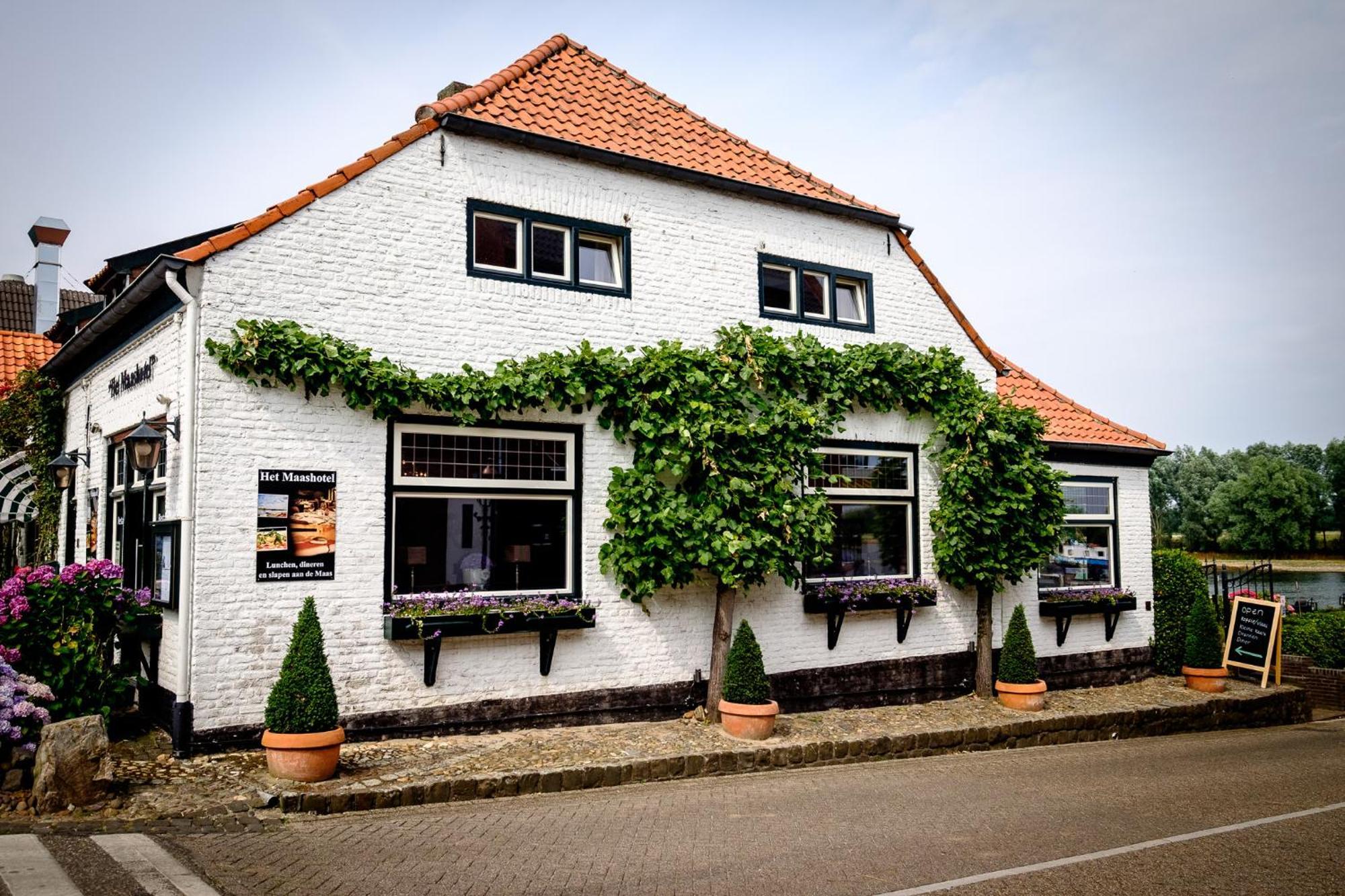 Het Maashotel Broekhuizen  Kültér fotó